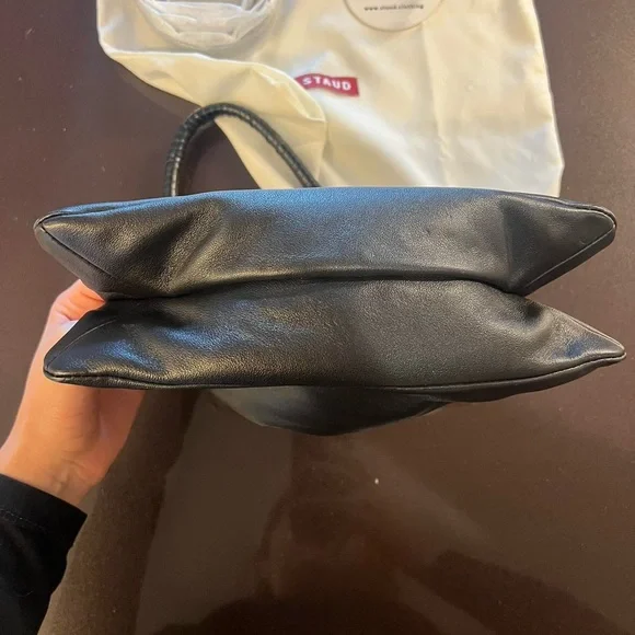 Staud Valerie Shoulder Bag  $350
Very slight peeling of leather in the corner - Picture 3 of 6